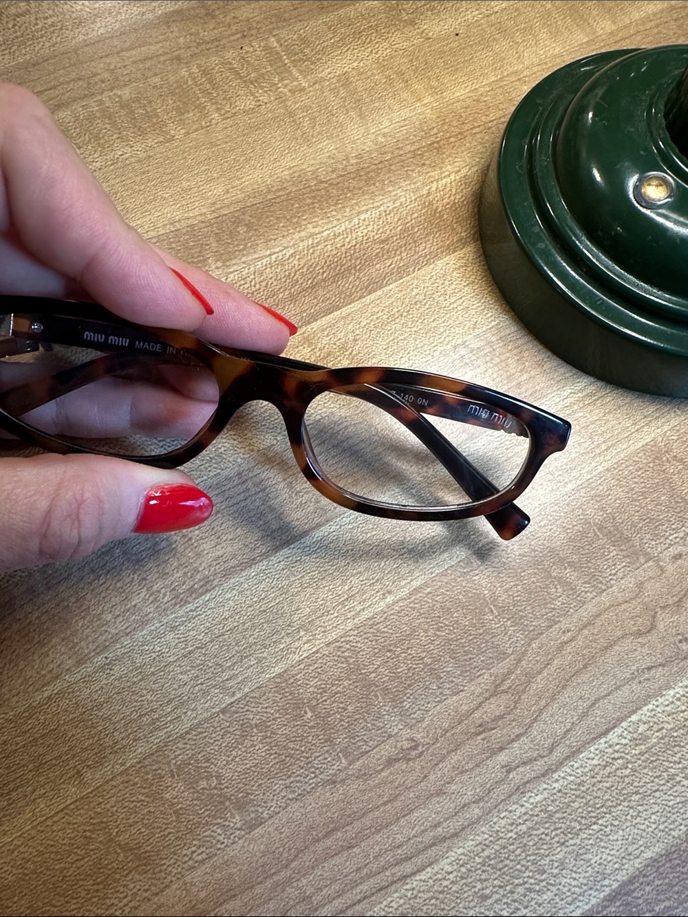 Miu Miu Brown Tortoiseshell Cat-Eye Frames
MUA06S-F - Picture 6 of 6